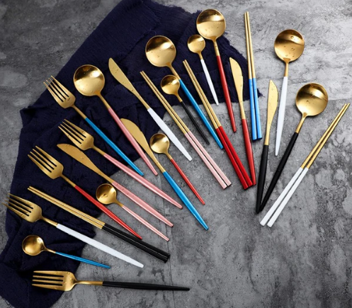 LUXUEUS RVS-24-DELIGEN GOUDE-ZILVER BESTECKSET