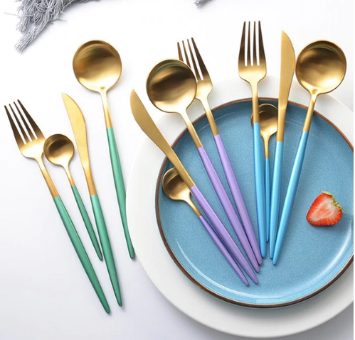 LUXUEUS RVS-24-DELIGEN GOUDE-ZILVER BESTECKSET