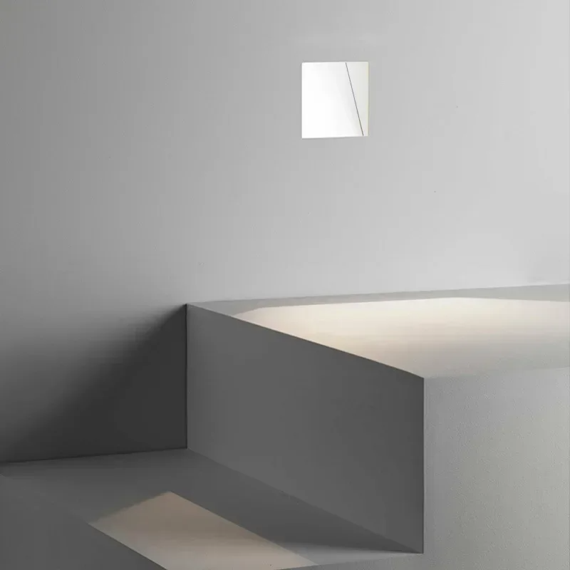 Nordic Frameless Trap LED Sensor Metaal Wandlamp