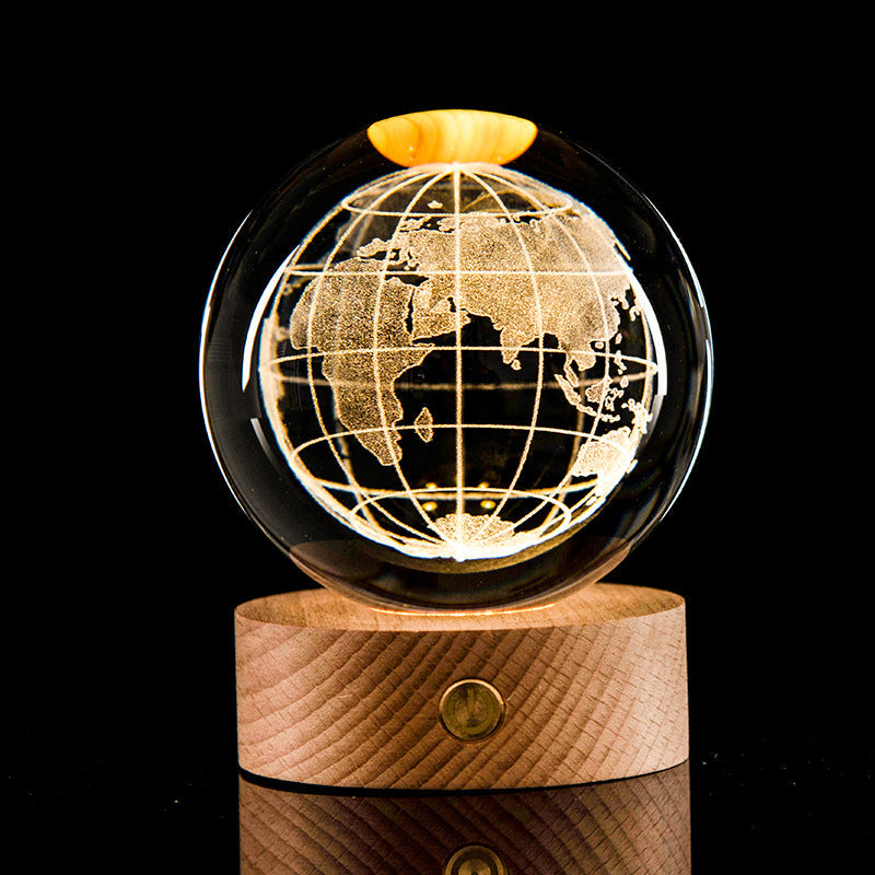 LED 3D Lamp in Kristal – Decoratieve Bol met Houten Basis