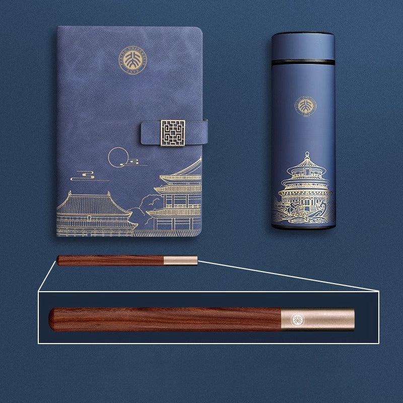 Exclusieve Cadeauset Verboden Stad – Notitieboek, Thermosfles en Pen in Luxe Doos