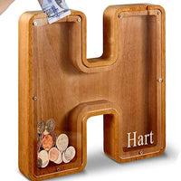 TreasureNest Muntbank | Gepersonaliseerde houten spaarpot in A-Z letterontwerpen