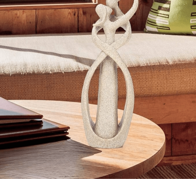 Eeuwige Omhelzing – Abstracte Sculptuur voor Tijdloze Liefde