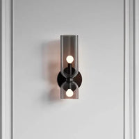 Elegante wandlamp met rookglas en gouden afwerking – dubbele lichtbron