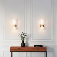 Elegante wandlamp met rookglas en gouden afwerking – dubbele lichtbron