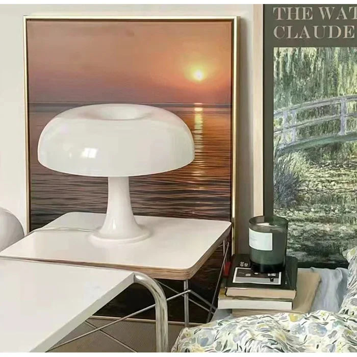 Design LED-tafellamp in de vorm van een paddenstoel
