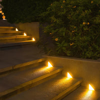 Set van zonne-LED-lampen voor het verlichten van trappen en tuinen