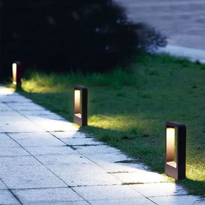 Minimalistische LED Tuinpadverlichting voor Moderne Tuinen en Paden