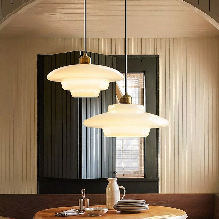 Astria Hanglamp Met Ivoor Glas Voor Interieurs Geïnspireerd Door De Jaren '50