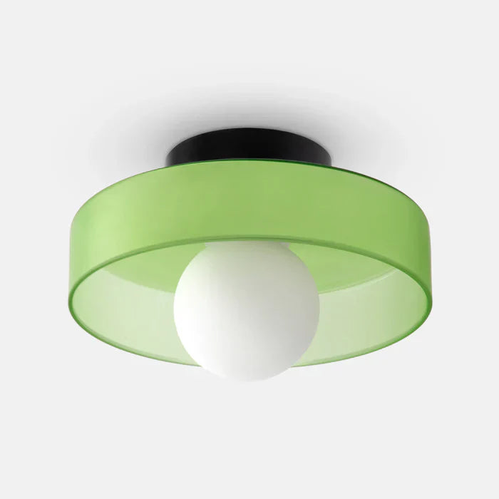 Moderne plafondlamp van glas met een minimalistisch ontwerp