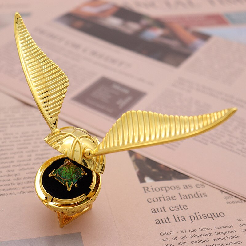 Gouden Vleugel Orb Ringdoos – Luxe Verplaatsbare Sieradenbox