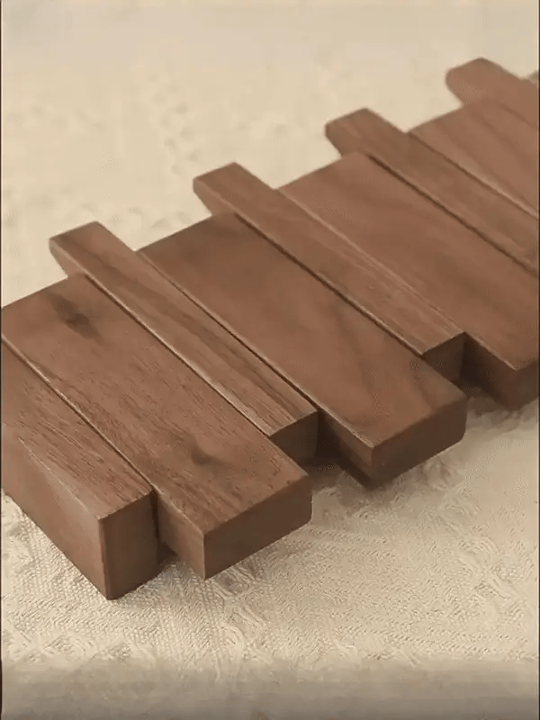 Primo | Houten Kapstok in de Vorm van een Piano | Elegante Ontwerp | Duurzaam Hout