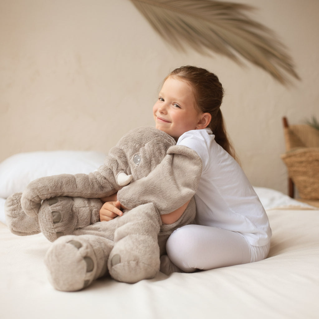 PlushElephant Knuffelkussen – Superzacht & Comfortabel voor Baby’s en Kinderen