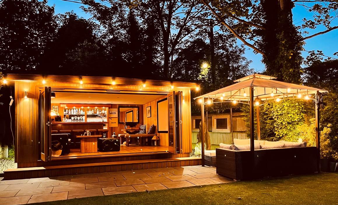 Zware LED Sfeerlampen voor Buiten - Waterdicht en Koppelbaar