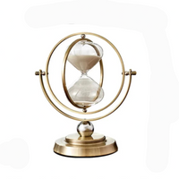 Luxe Zandloper met Elegante Metalen Frame