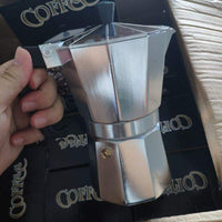Klassieke Italiaanse espresso maker voor op het fornuis - 12 kopjes Moka-pot