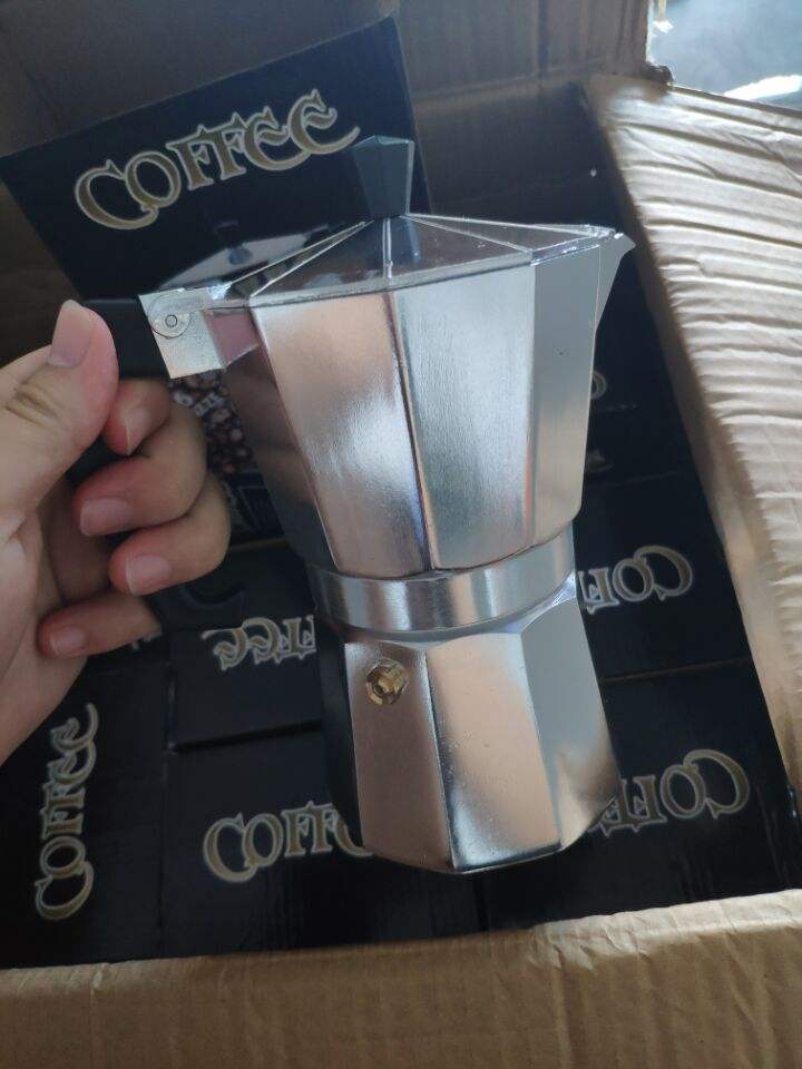 Klassieke Italiaanse espresso maker voor op het fornuis - 12 kopjes Moka-pot