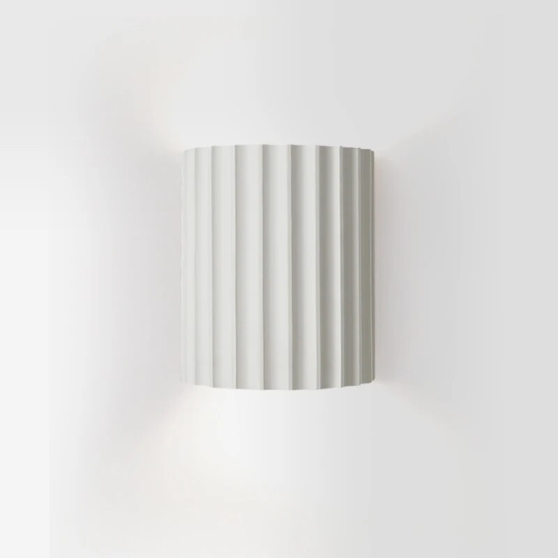 Skanto - Moderne wandlamp in lakritz hout