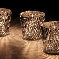 Kristallen Tafellamp VÉLORIA | Diamantoptiek & 360° Lichtspel | Draadloos & Oplaadbaar via USB | Tot 12 uur Lichtduur