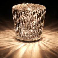 Kristallen Tafellamp VÉLORIA | Diamantoptiek & 360° Lichtspel | Draadloos & Oplaadbaar via USB | Tot 12 uur Lichtduur