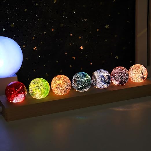 Kristallen lamp met kosmische lichteffecten