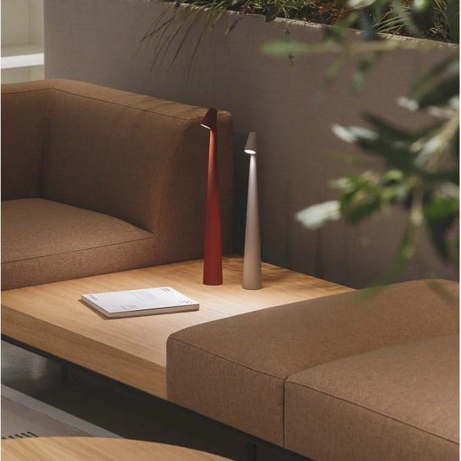 Noorse Minimalistische LED Draadloze Tafel lamp