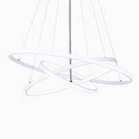 Lustre design met LED-hangringen Deco