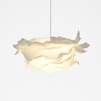 Witte papieren design bloem kroonluchters