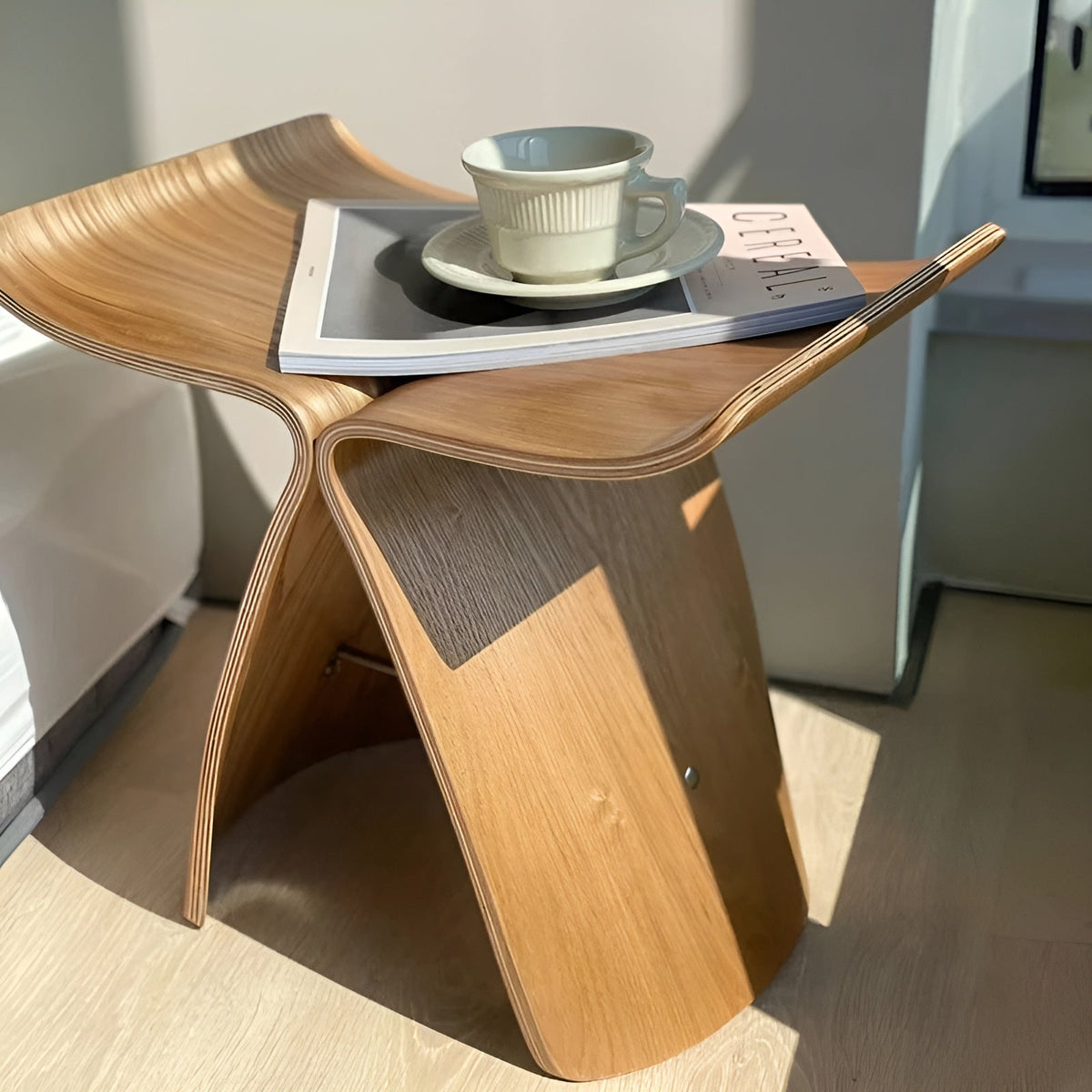 Handgemaakte Houten Bank – Rustieke Zitplek van Massief Hout