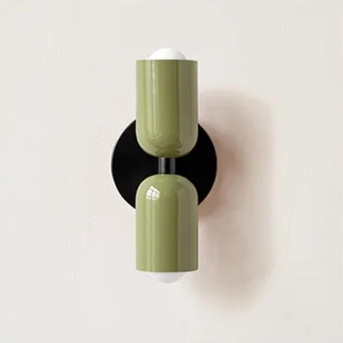 Luma Duo Wall Lamp | Verdubbel het licht, verdubbel de stijl Verfraai je muren met eigentijdse, eenvoudig te installeren verlichting.