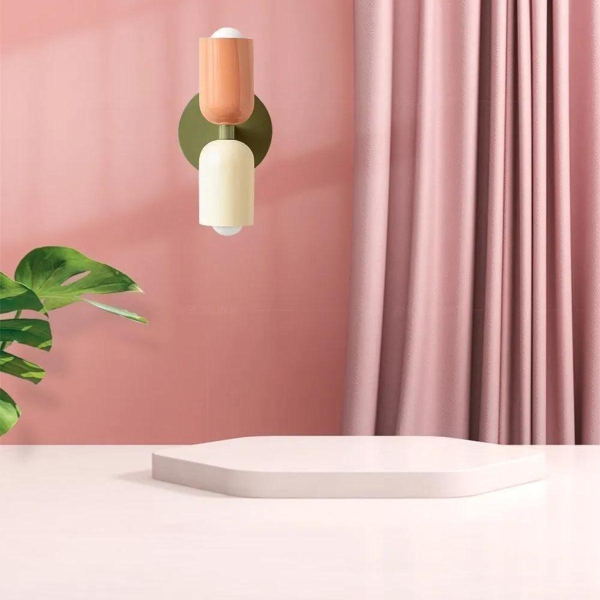 Luma Duo Wall Lamp | Verdubbel het licht, verdubbel de stijl Verfraai je muren met eigentijdse, eenvoudig te installeren verlichting.