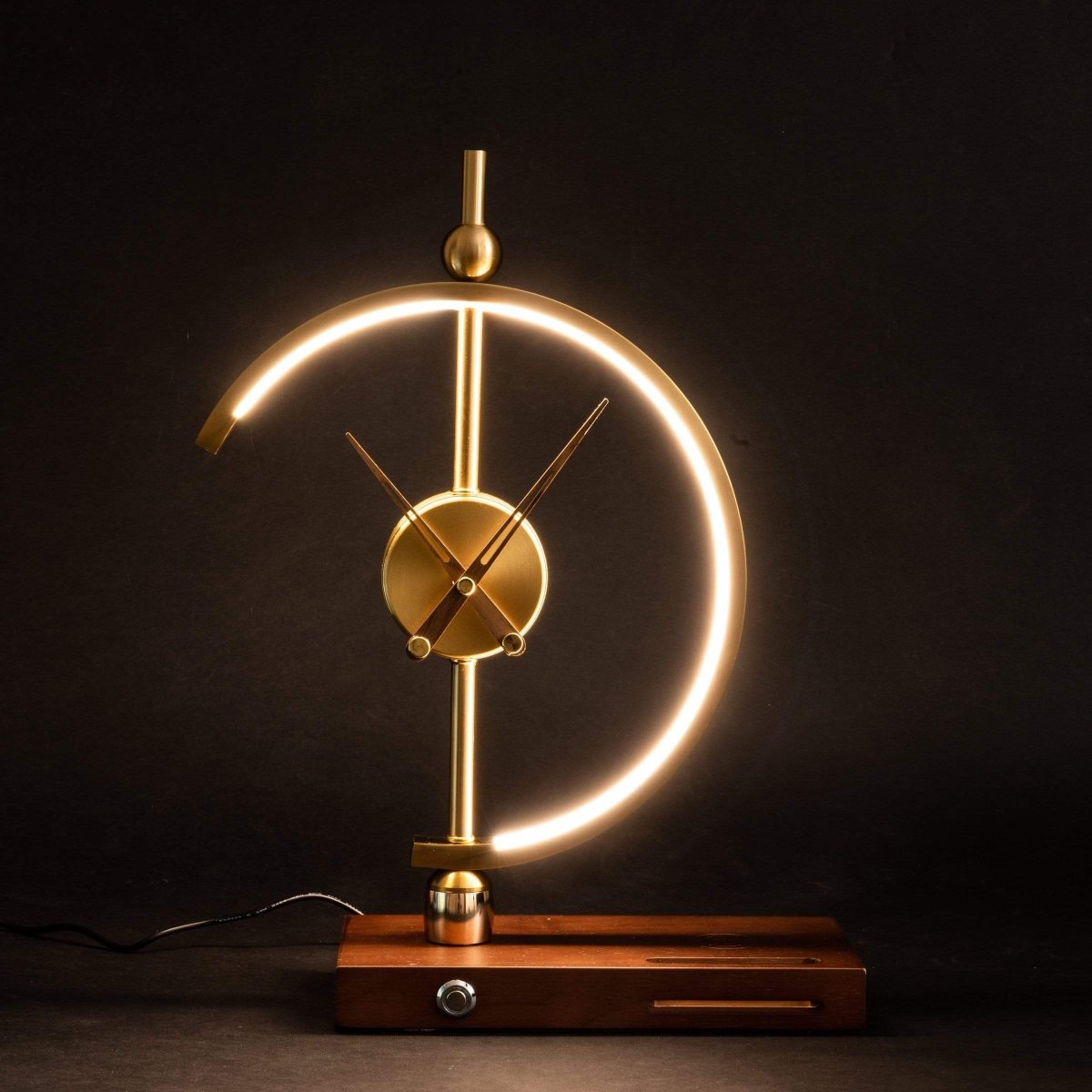 AuraTijd™ | Luxe Lampenklok en Oplader