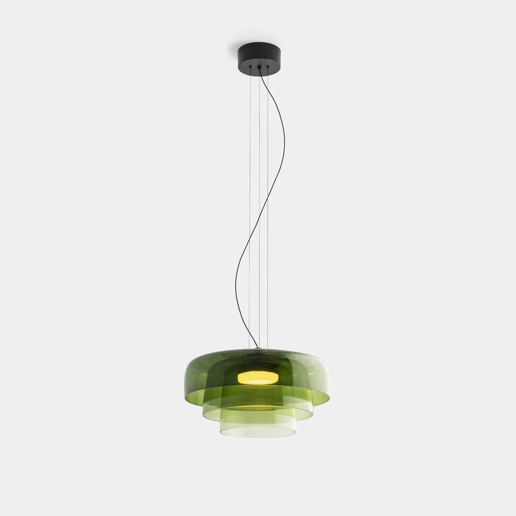 Moderne glazen hanglamp met gelaagd lampenkap – design geïnspireerd op retro stijl