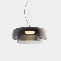 Moderne glazen hanglamp met gelaagd lampenkap – design geïnspireerd op retro stijl
