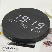 Svenna – Scandinavische Wandklok – Minimalistisch Digitaal Batterijontwerp