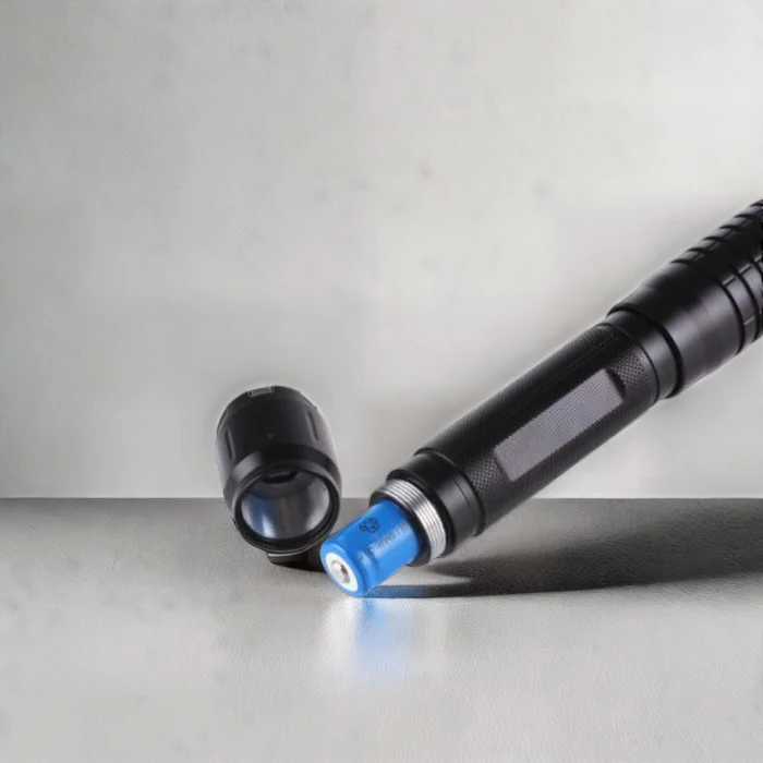 AeroForge Pro Laser Torch Levert Heldere Waterdichte Verlichting Voor Buitenoverleving