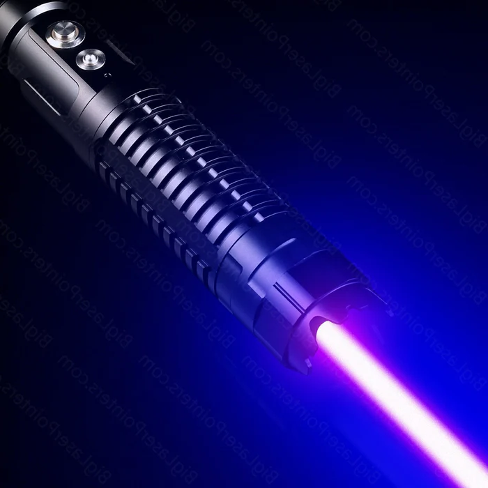 AeroForge Pro Laser Torch Levert Heldere Waterdichte Verlichting Voor Buitenoverleving