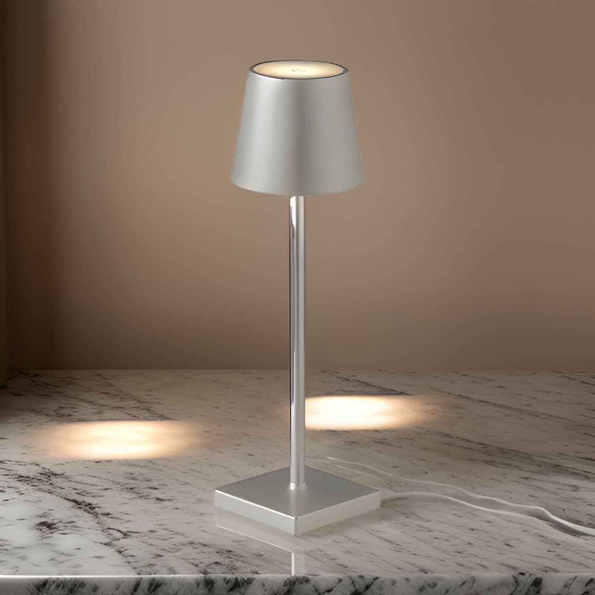 Osaka Draadloze Tafellamp Oplaadbaar Stralend Licht Voor Elke Kamer Accessoire