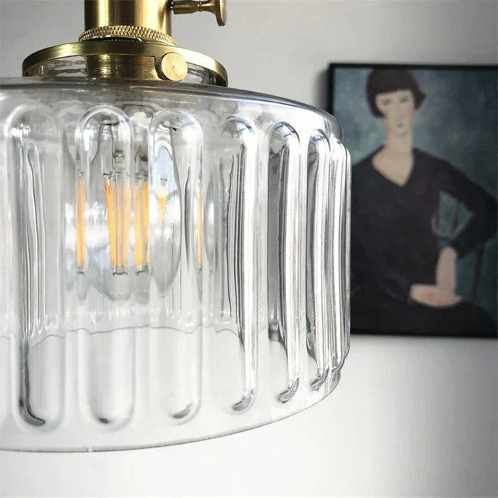 Vintage glazen hanglamp met gestreepte kap en gouden afwerking