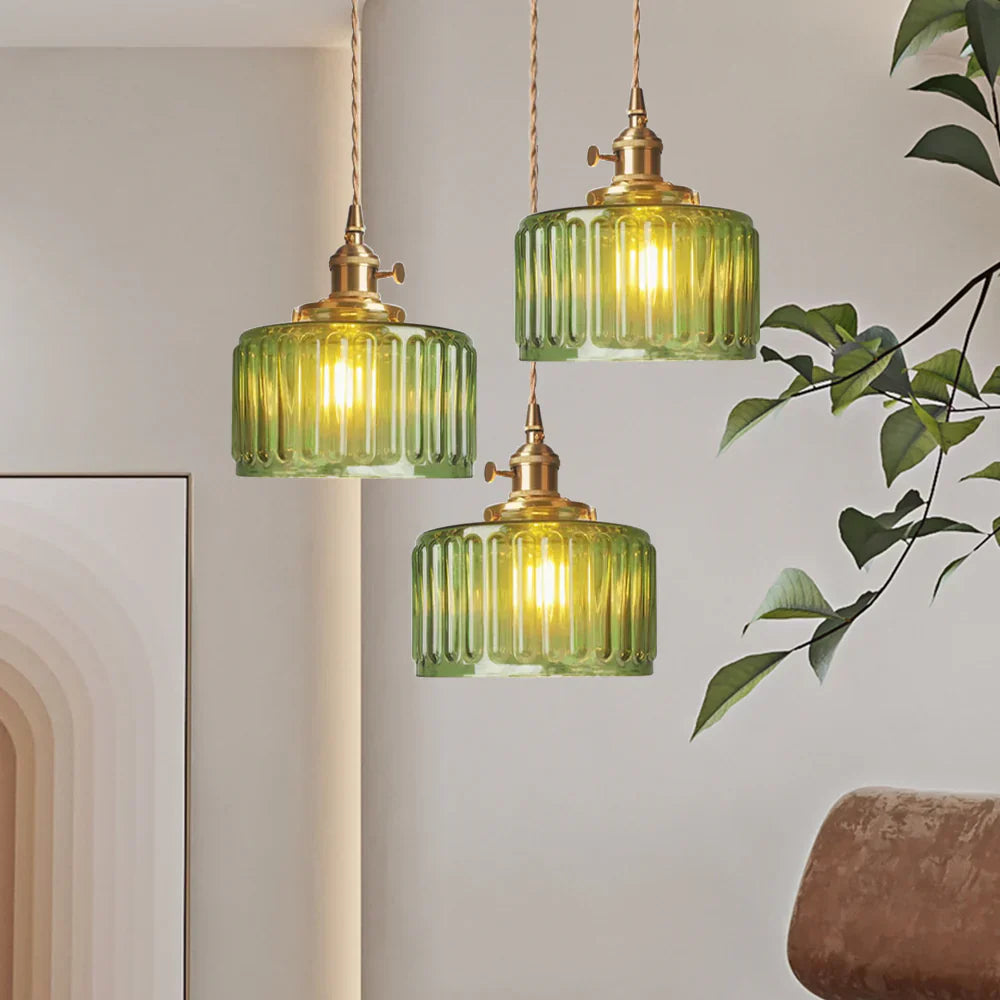 Vintage glazen hanglamp met gestreepte kap en gouden afwerking