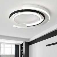 Moderne LED-plafondlamp in boogvorm