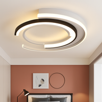 Moderne LED-plafondlamp in boogvorm