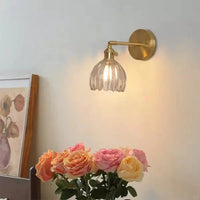 Retro wandlamp in de vorm van een tulp bloem – wandlamp met glazen kap en gouden afwerking