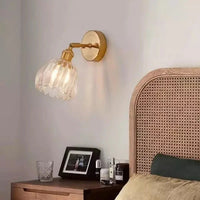 Retro wandlamp in de vorm van een tulp bloem – wandlamp met glazen kap en gouden afwerking