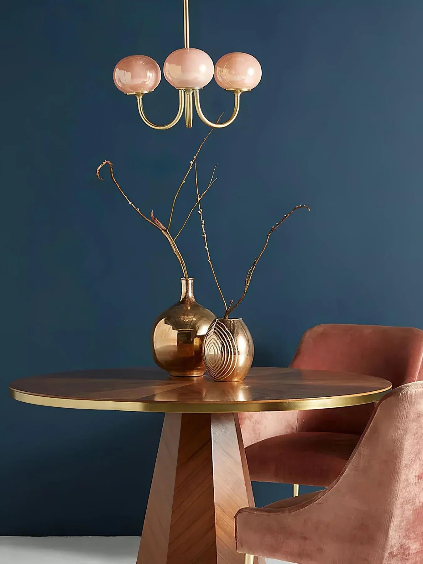 Retro glamour hanglamp met bolvormige lampenkappen