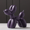 Artisano Luxe Ballon Hond Sculptuur | Exquisite handgemaakte hars kunstwerk dat een speelse touch toevoegt aan elke luxe decor