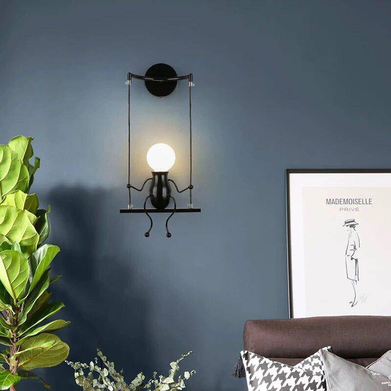 LED wandlamp mannetje op schommel Decoratie