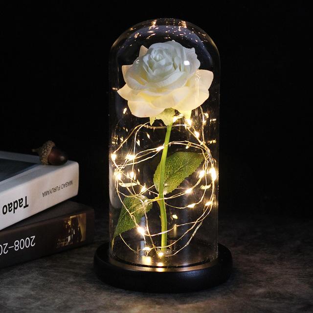 LuxeBloom Illuminated Rose | En fascinerende LED-rose, der bringer evig skønhed og fortryllelse til ethvert rum.