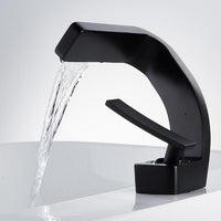SleekFlow - Modern gebogen kraan voor maximaal comfort