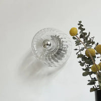 Elegante plafondlamp van glas met kristalontwerp
